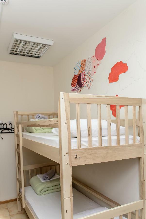 Globus Lipki Hostel Kiev Luaran gambar