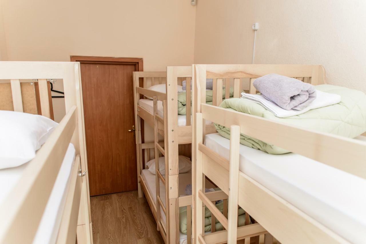 Globus Lipki Hostel Kiev Luaran gambar