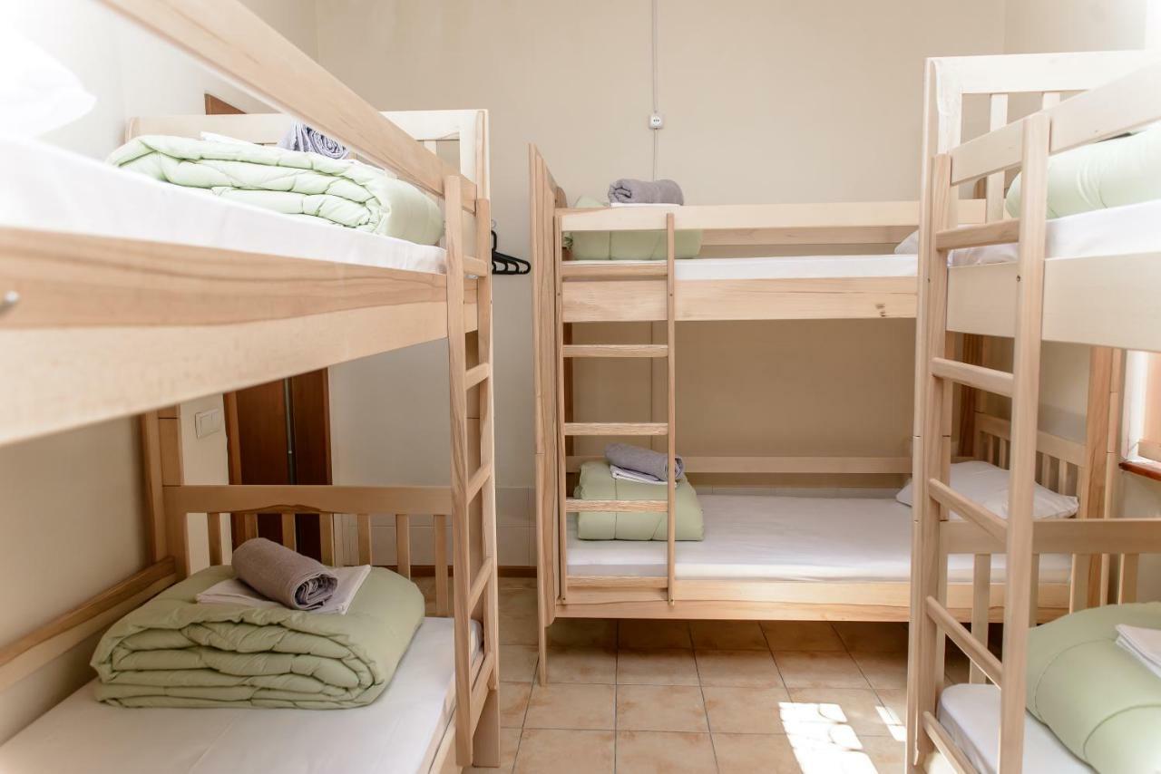 Globus Lipki Hostel Kiev Luaran gambar